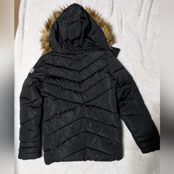 Madden Girl Beautiful Luxury Hoodie Puffer Jacket Excellent Condition !! - Picture 10 of 17